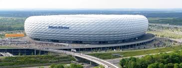 Bayern og Dortmund delte i intens klassiker- føringer til begge hold.